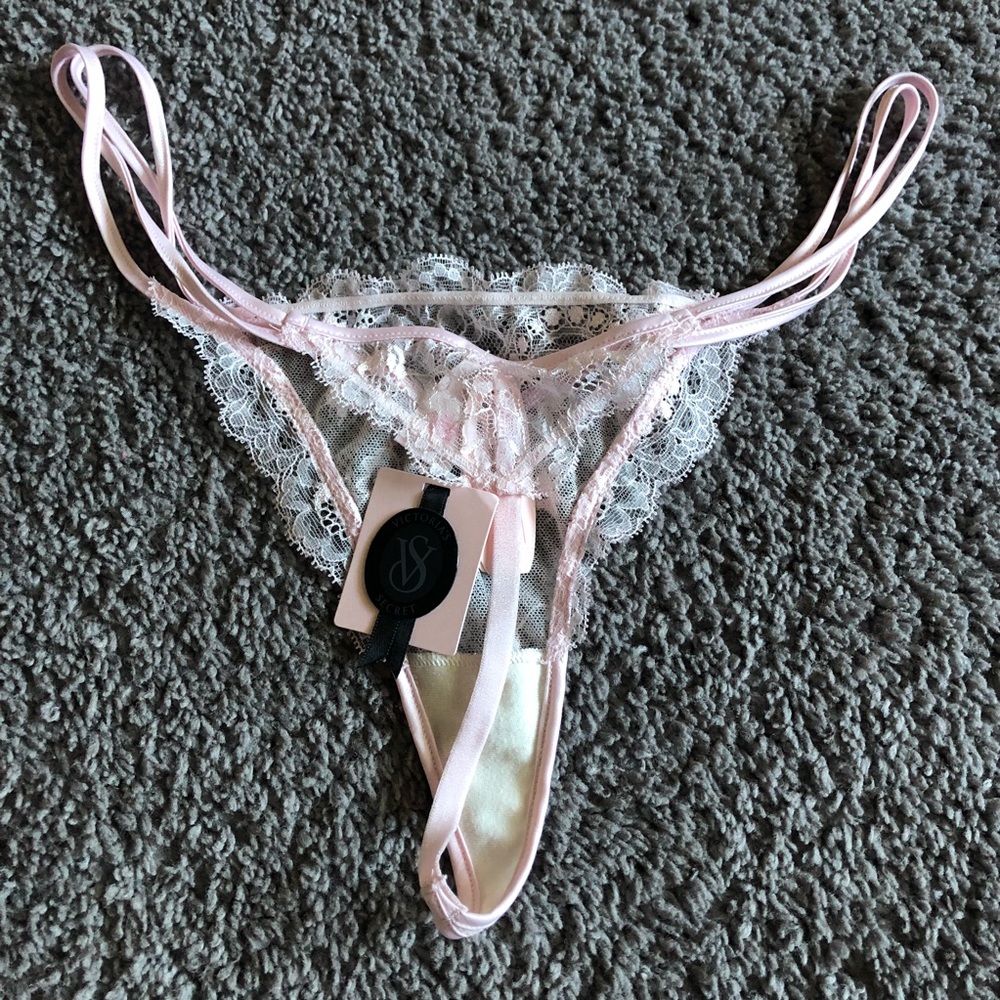 Victoria’s Secret V-String, Size M, New - Picture 3 of 8